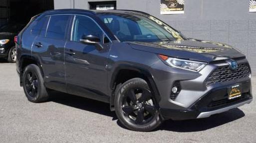 TOYOTA RAV4 2021 2T3E6RFV3MW018747 image