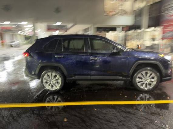 TOYOTA RAV4 2021 2T3Y1RFV7MW135145 image