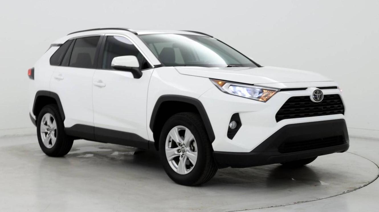 TOYOTA RAV4 2021 2T3W1RFV2MC131352 image