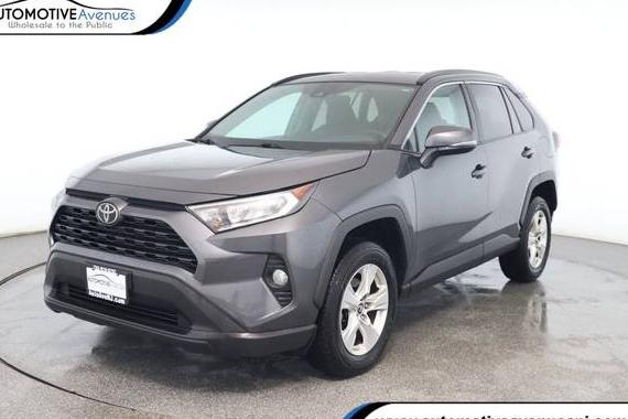 TOYOTA RAV4 2021 2T3W1RFV1MC098196 image