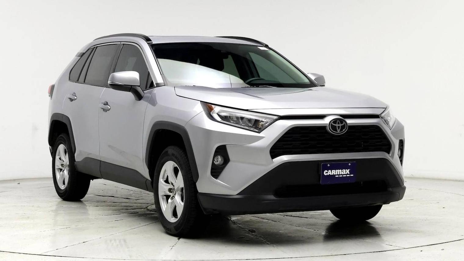 TOYOTA RAV4 2021 2T3W1RFV3MC138584 image