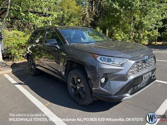 TOYOTA RAV4 2021 2T3E6RFV8MW011311 image