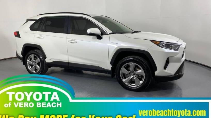 TOYOTA RAV4 2021 JTMB6RFV4MD038456 image