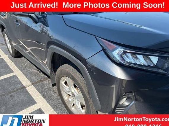 TOYOTA RAV4 2021 2T3P1RFV1MC186881 image