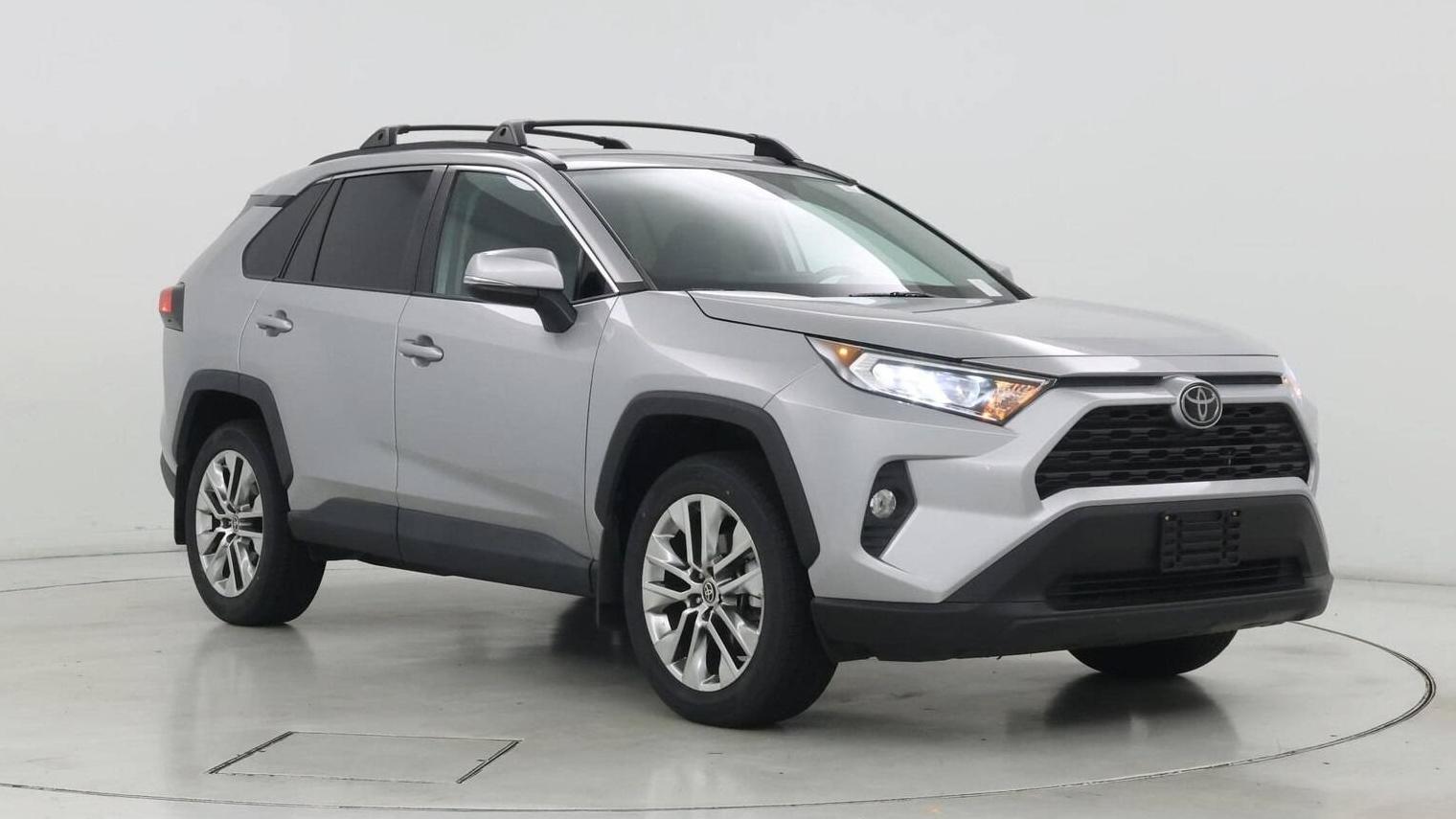 TOYOTA RAV4 2021 2T3C1RFV8MC159255 image