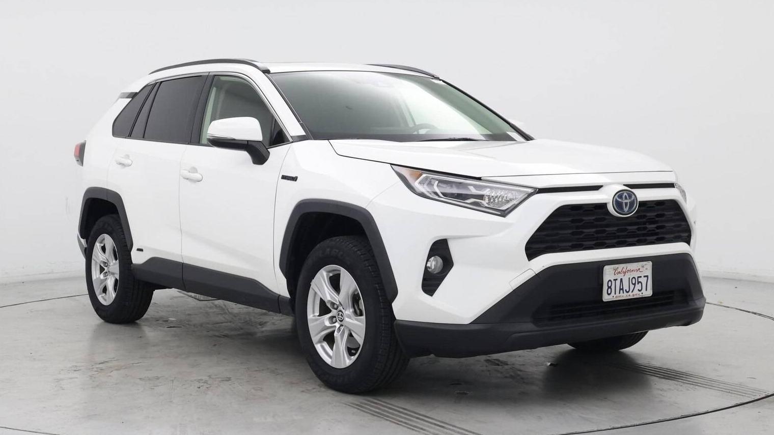 TOYOTA RAV4 2021 JTMR6RFVXMD011678 image