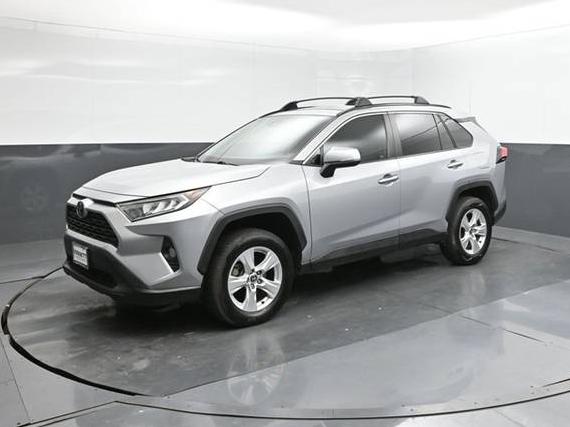TOYOTA RAV4 2021 2T3W1RFV1MW131860 image