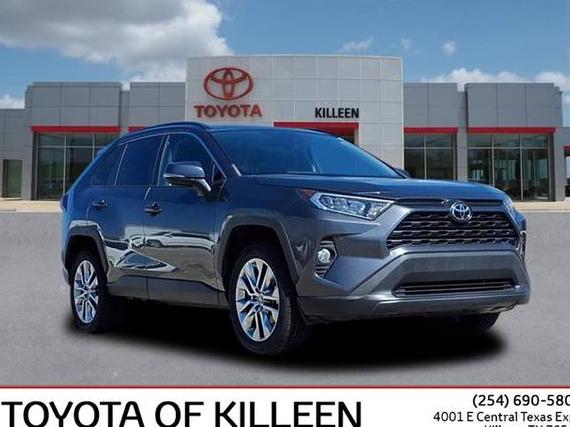 TOYOTA RAV4 2021 2T3C1RFV8MC132122 image