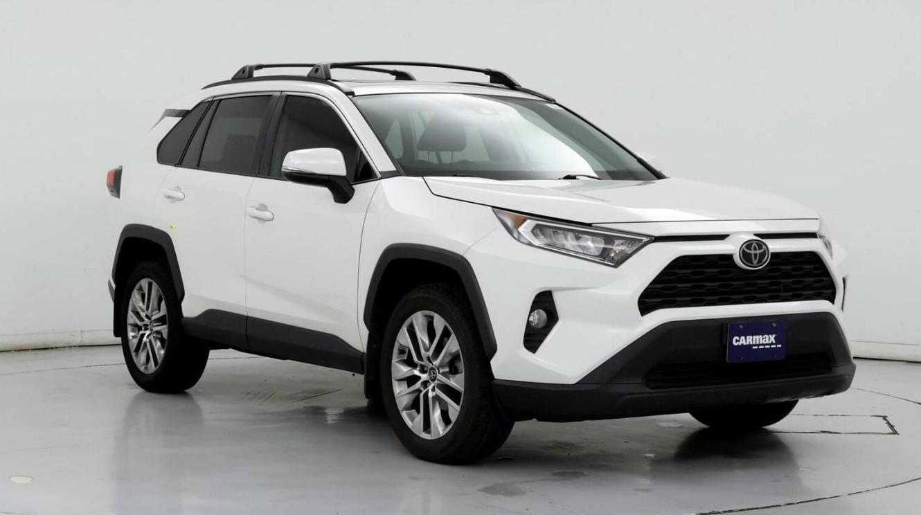 TOYOTA RAV4 2021 2T3C1RFV3MW119065 image