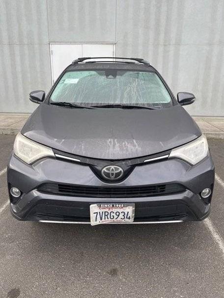 TOYOTA RAV4 2017 JTMWFREV8HJ108650 image