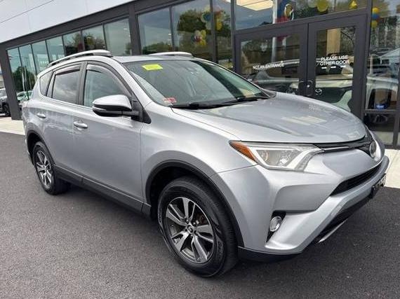 TOYOTA RAV4 2017 2T3RFREV0HW602791 image