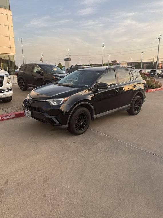 TOYOTA RAV4 2017 2T3ZFREV3HW353676 image