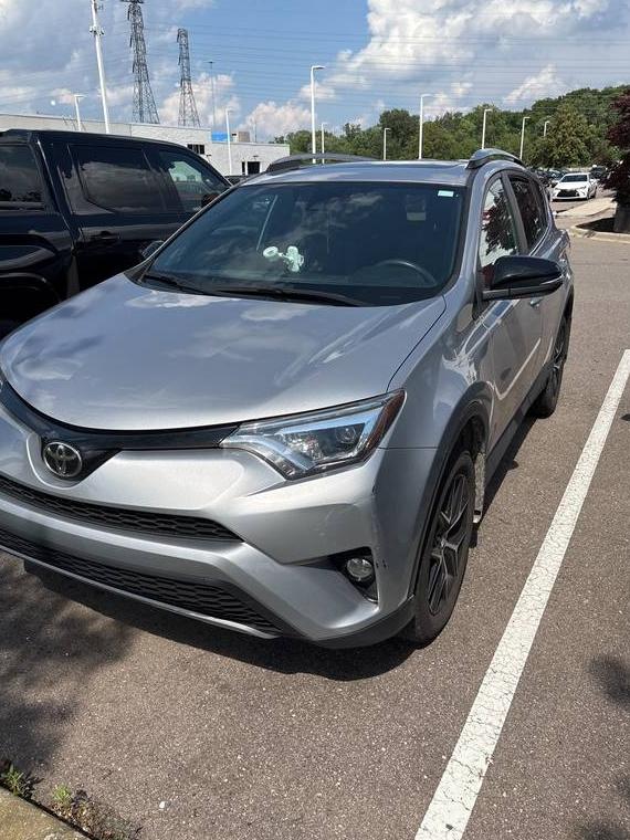 TOYOTA RAV4 2017 2T3JFREV8HW688932 image