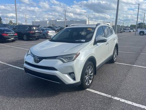TOYOTA RAV4 2017 JTMYFREV0HD095500 image
