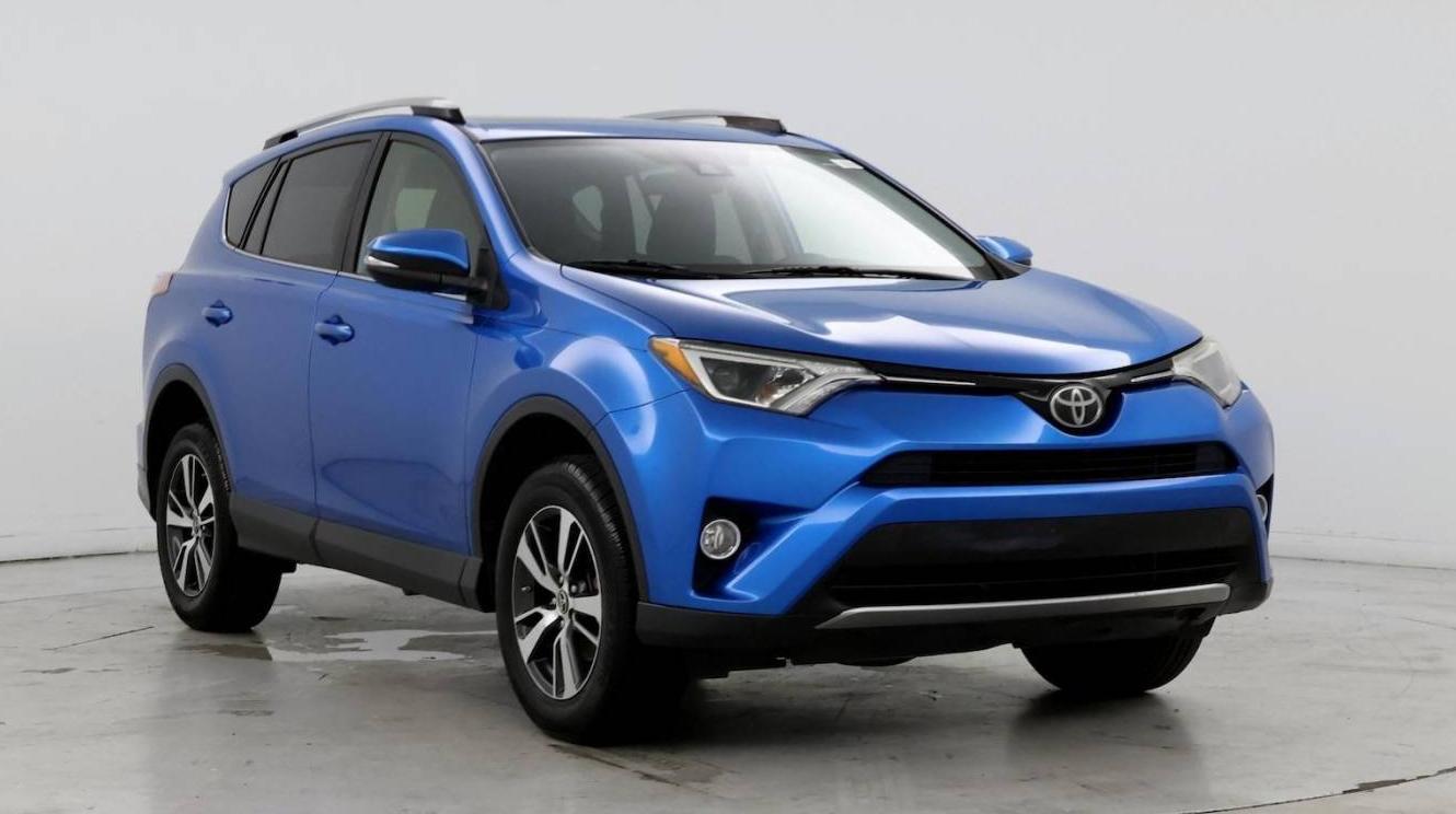 TOYOTA RAV4 2017 JTMWFREV5HJ707375 image