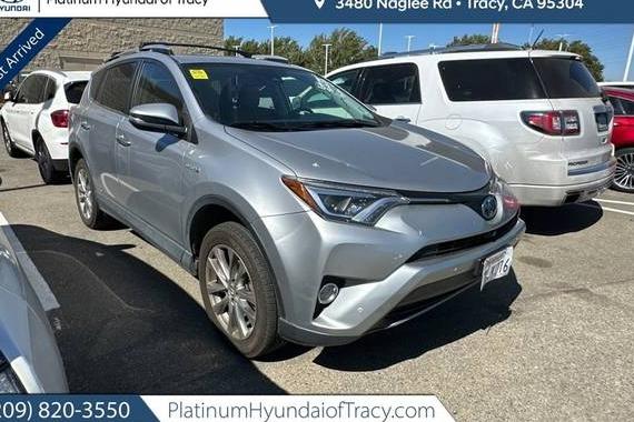 TOYOTA RAV4 2017 JTMDJREV1HD066004 image