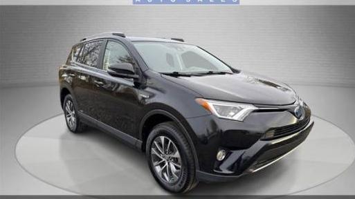 TOYOTA RAV4 2017 JTMRJREV1HD140592 image