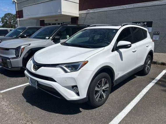 TOYOTA RAV4 2017 2T3RFREV1HW669318 image