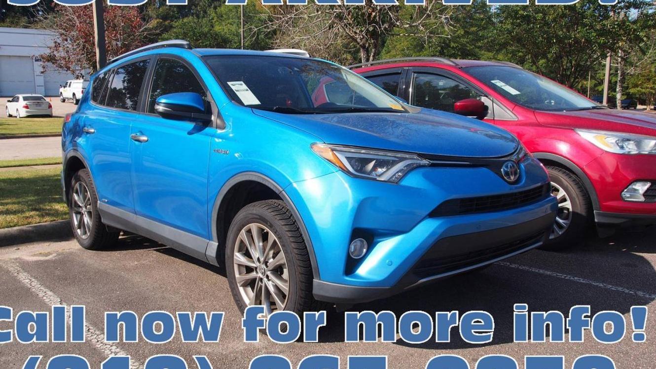 TOYOTA RAV4 2017 JTMDJREV0HD136642 image