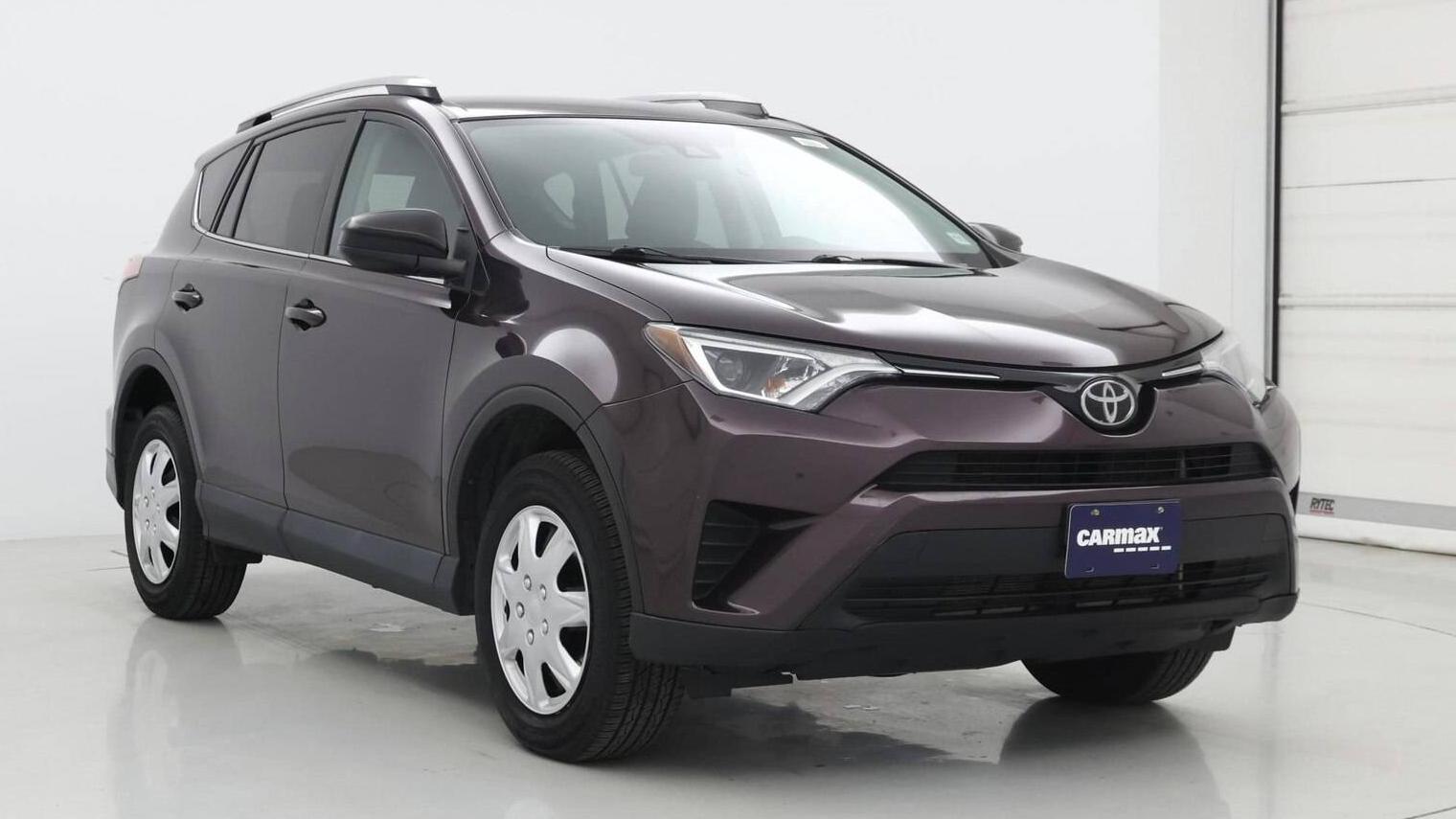 TOYOTA RAV4 2017 2T3BFREV3HW623698 image