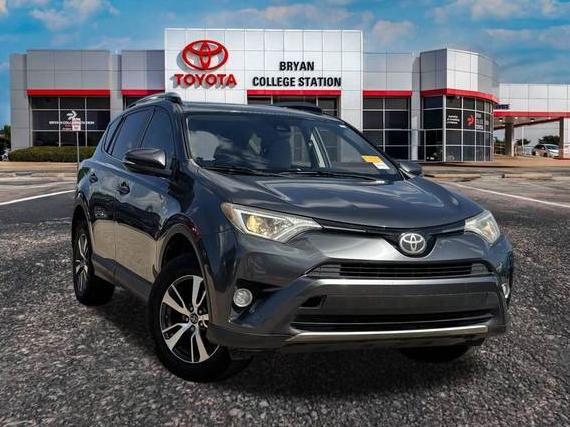 TOYOTA RAV4 2017 JTMWFREV9HD097575 image