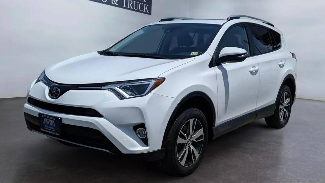 TOYOTA RAV4 2017 JTMRFREV1HJ111550 image