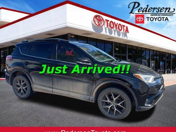 TOYOTA RAV4 2017 2T3JFREV0HW579333 image