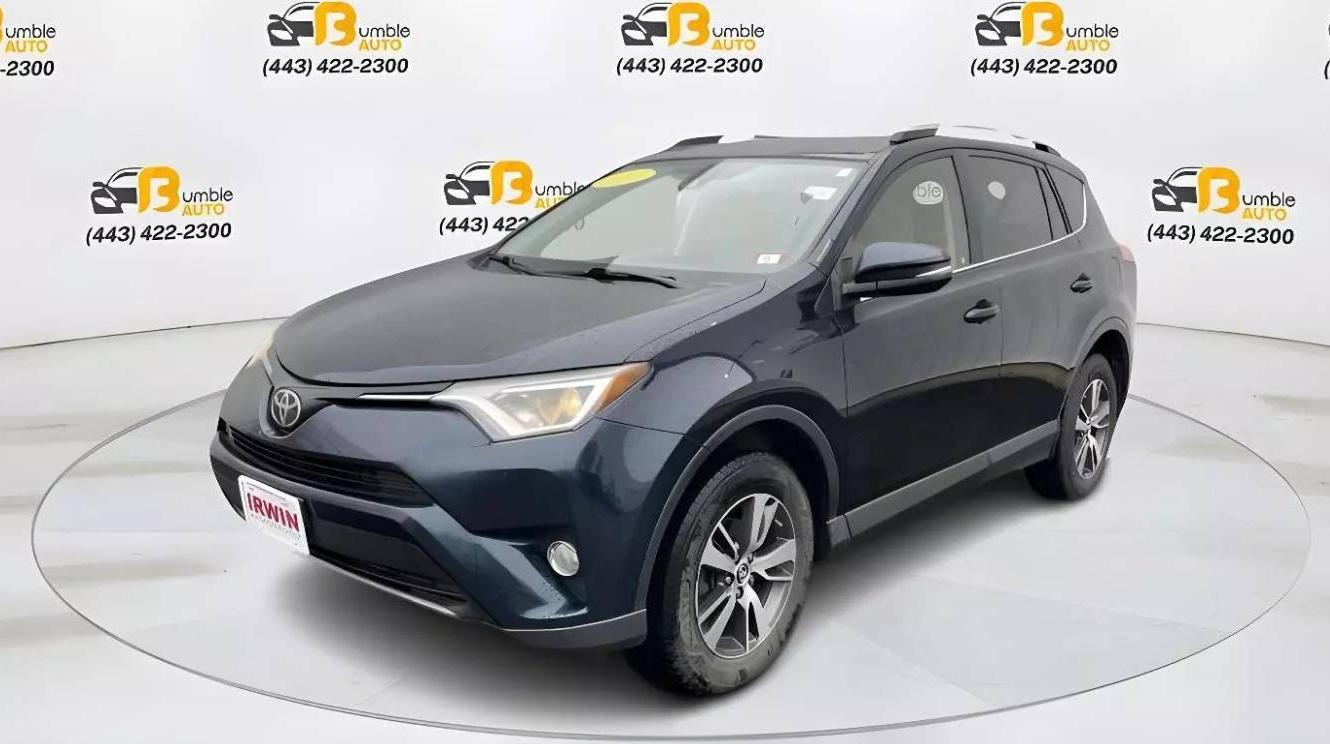 TOYOTA RAV4 2017 JTMRFREV6HD209133 image