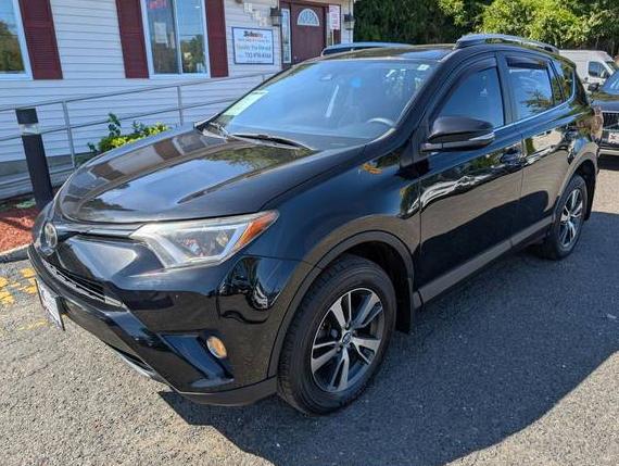 TOYOTA RAV4 2017 2T3RFREV3HW657705 image