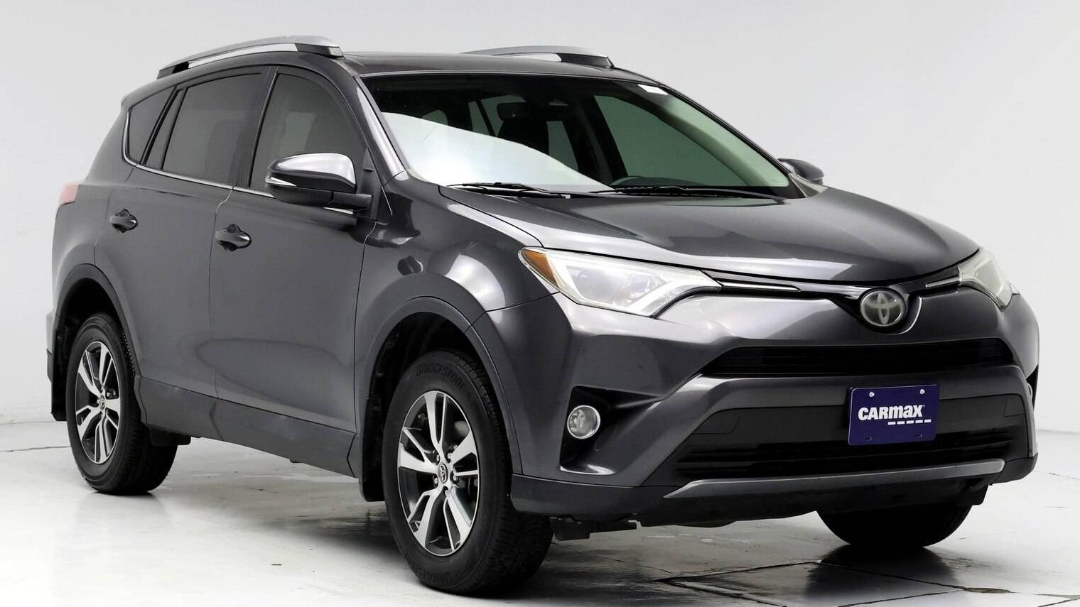 TOYOTA RAV4 2017 2T3WFREV5HW378758 image