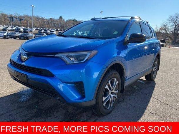 TOYOTA RAV4 2017 2T3ZFREVXHW335899 image