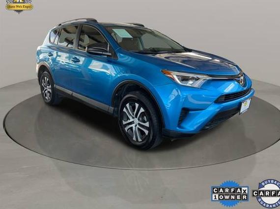 TOYOTA RAV4 2017 2T3ZFREV0HW399269 image