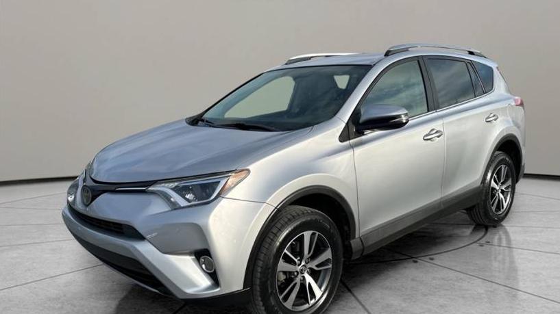 TOYOTA RAV4 2017 2T3WFREV2HW325113 image