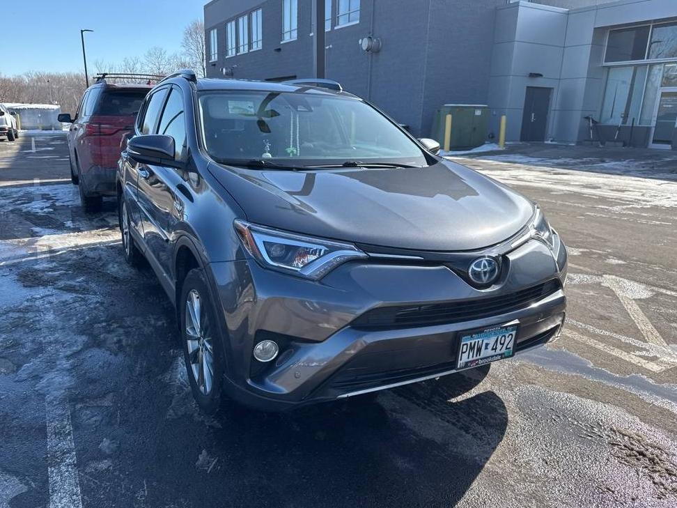 TOYOTA RAV4 2017 JTMDJREV6HD136841 image