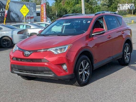TOYOTA RAV4 2017 JTMRFREV1HJ147349 image
