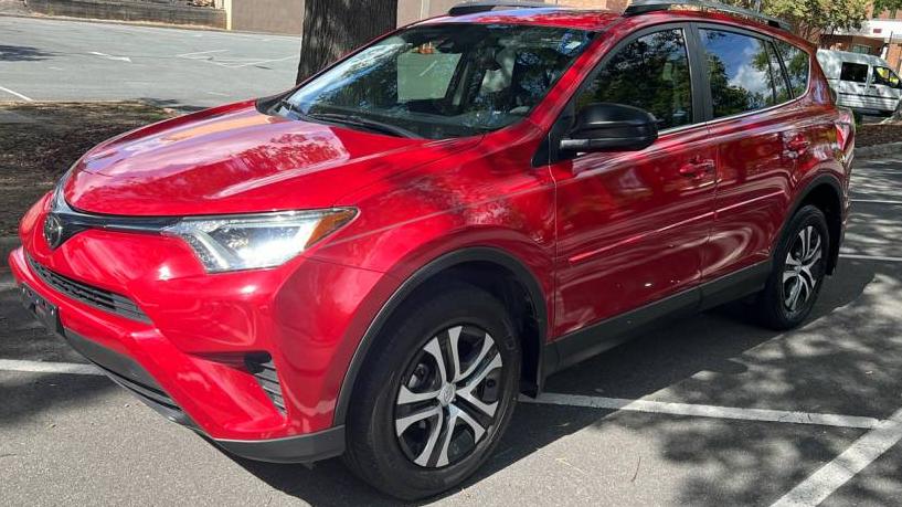 TOYOTA RAV4 2017 JTMZFREVXHJ124961 image