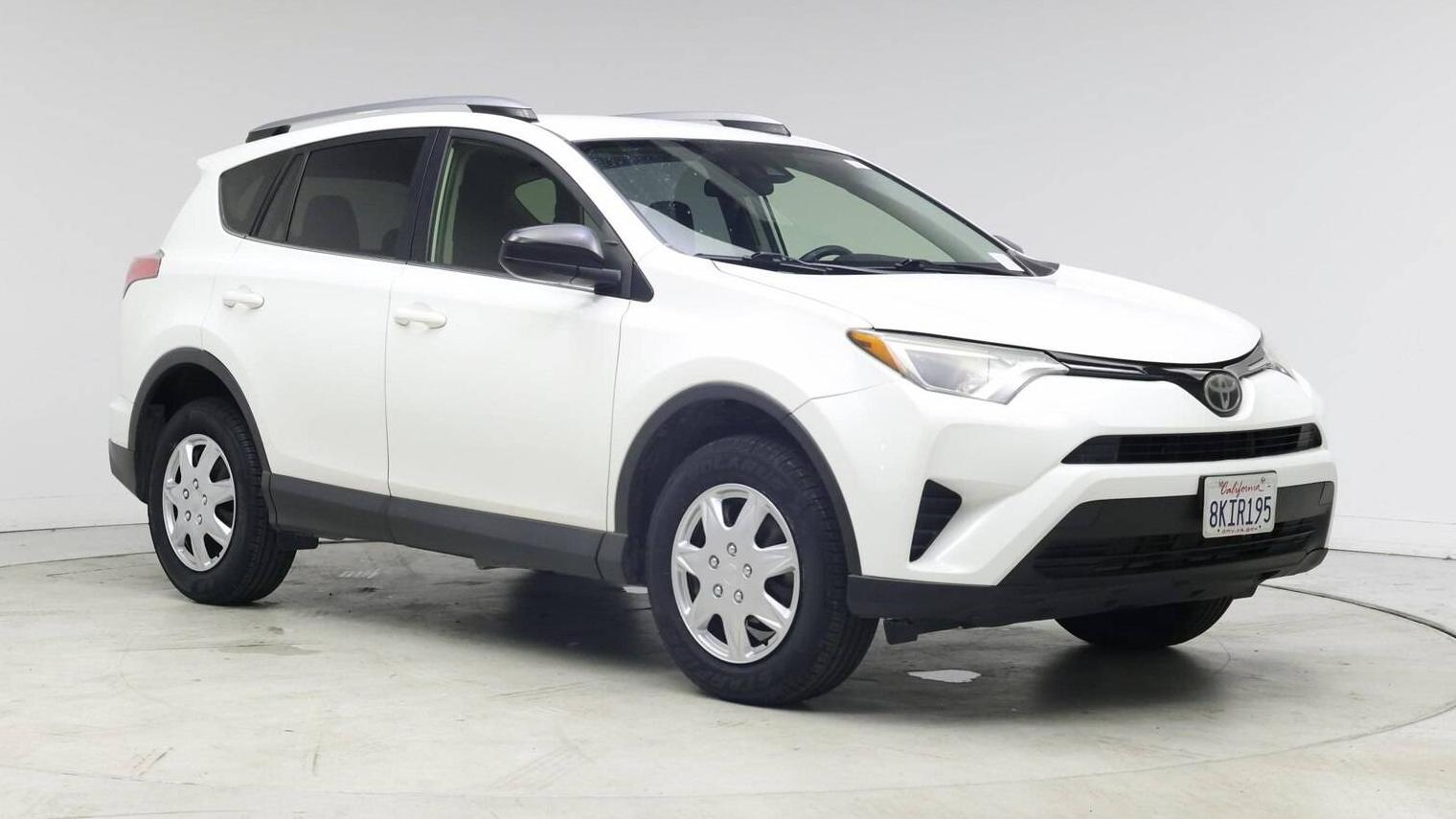 TOYOTA RAV4 2017 JTMBFREV7HJ172757 image