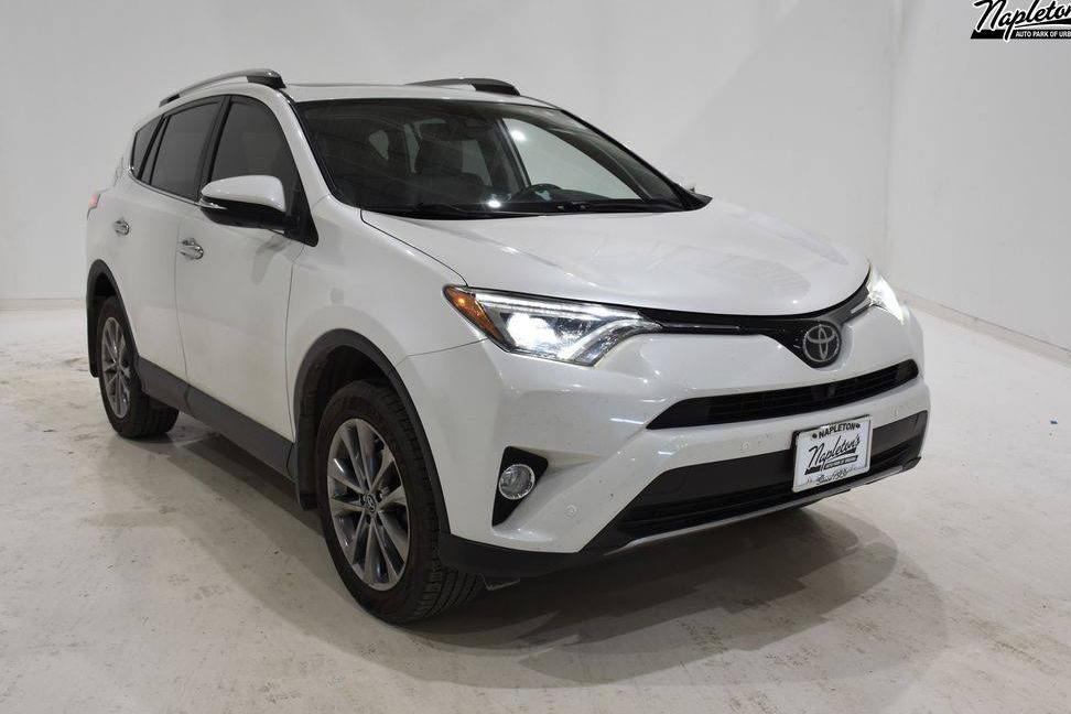 TOYOTA RAV4 2017 JTMDFREV2HJ170679 image