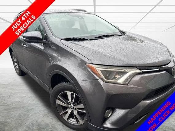 TOYOTA RAV4 2017 2T3RFREV2HW691019 image