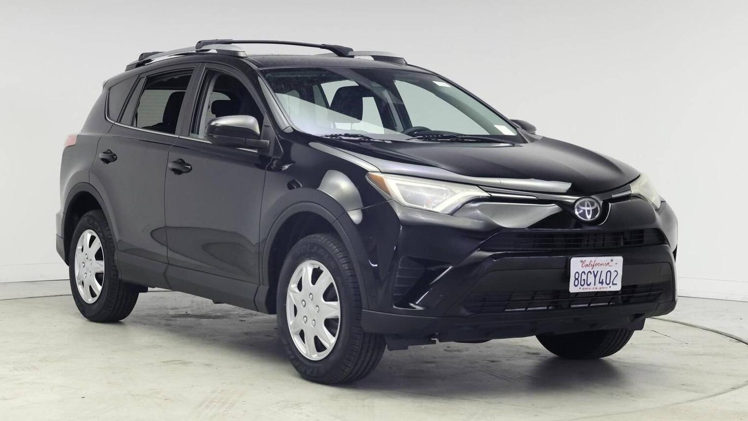 TOYOTA RAV4 2017 2T3ZFREV7HW377933 image