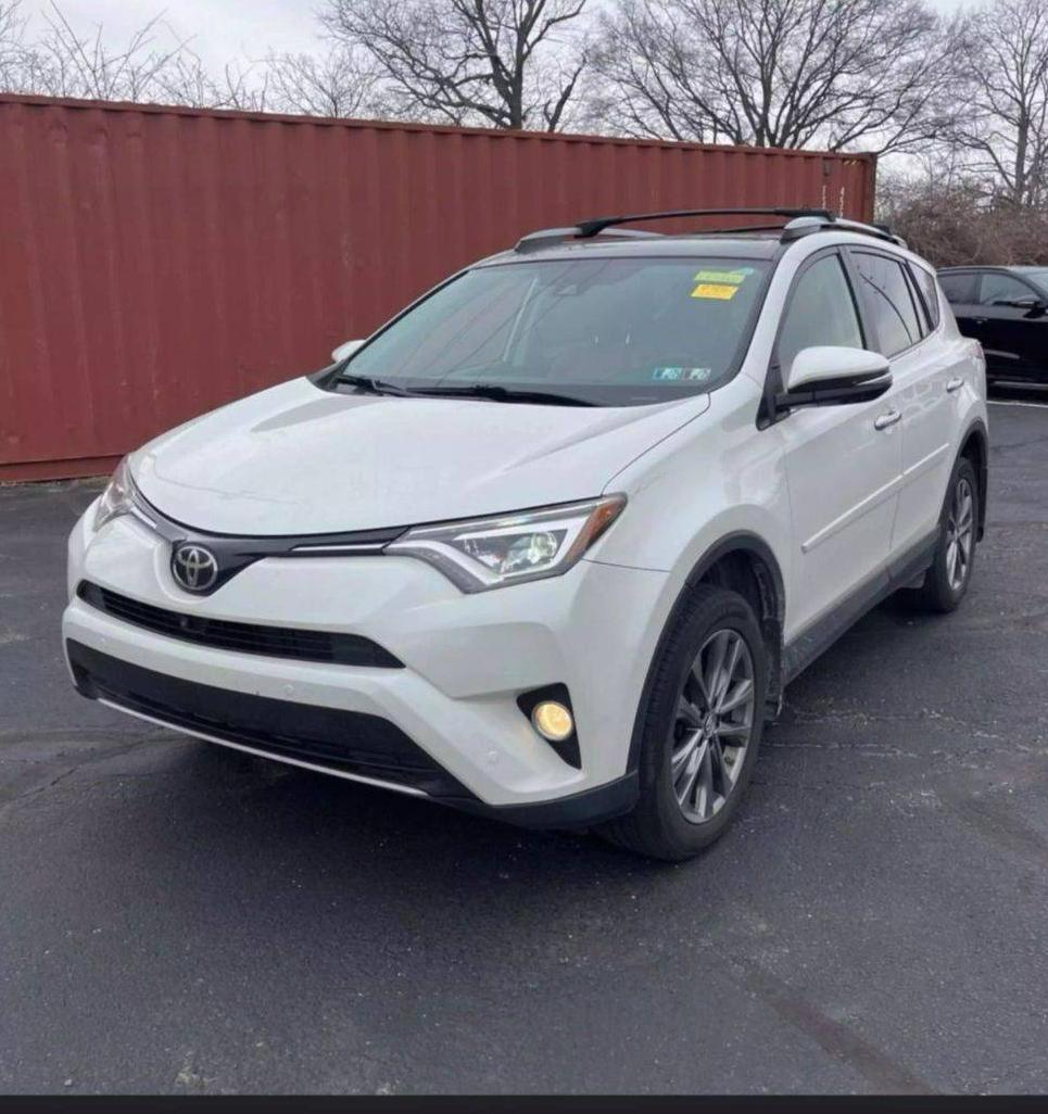 TOYOTA RAV4 2017 JTMDFREV4HJ168965 image