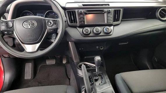TOYOTA RAV4 2017 JTMZFREV8HJ117846 image