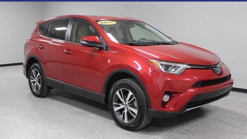 TOYOTA RAV4 2017 JTMWFREV0HJ143263 image