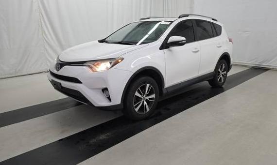TOYOTA RAV4 2017 2T3RFREV5HW689006 image
