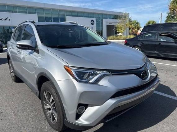 TOYOTA RAV4 2017 2T3WFREV7HW325981 image