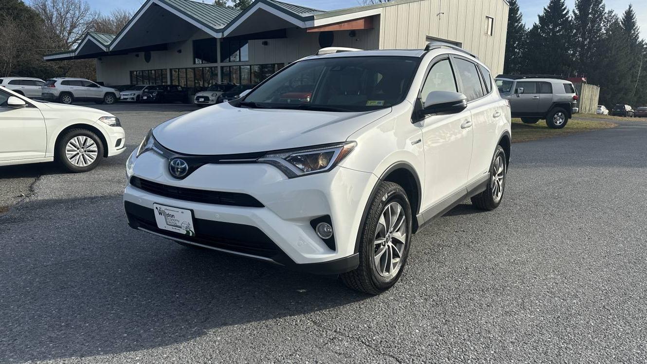 TOYOTA RAV4 2017 JTMRJREV9HD074194 image