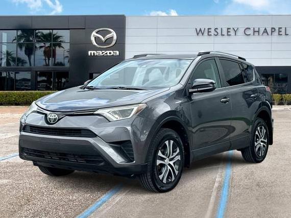 TOYOTA RAV4 2017 2T3BFREV5HW646187 image
