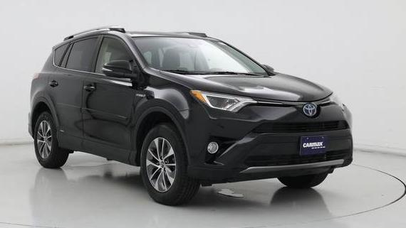 TOYOTA RAV4 2017 JTMRJREVXHD152479 image
