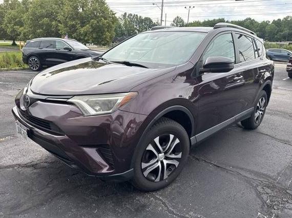 TOYOTA RAV4 2017 2T3BFREV1HW554316 image