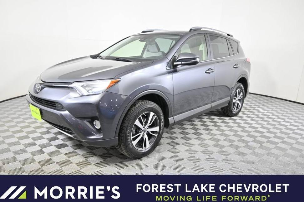 TOYOTA RAV4 2017 JTMRFREV1HJ709802 image